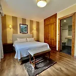 Hotel La Rivera