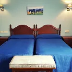Hotel La Rivera 2*