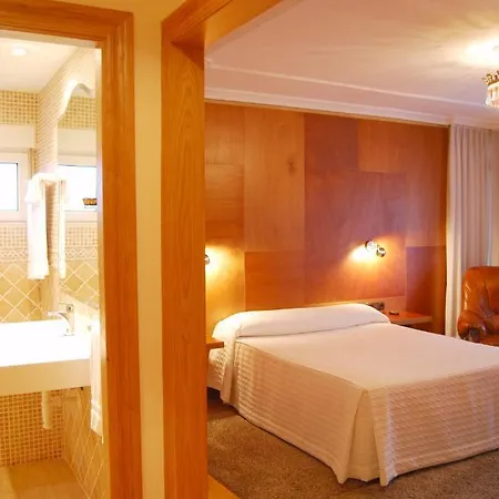 La Rivera Hotell Arenas De Cabrales