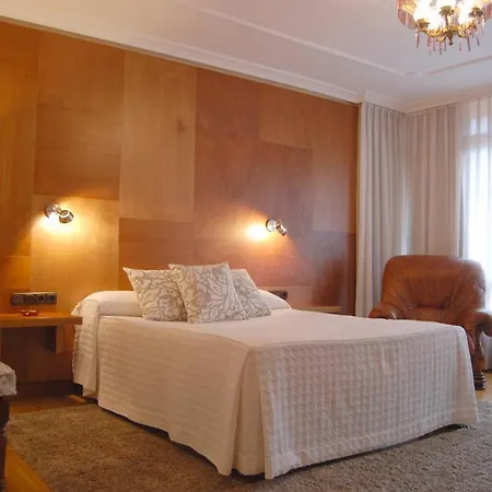 La Rivera Hotell Arenas De Cabrales