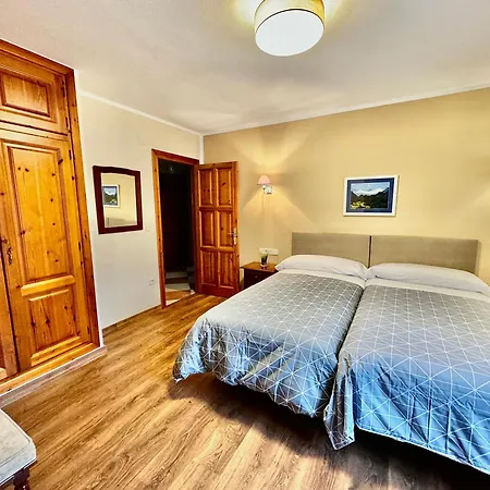 La Rivera Hotel 2*