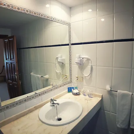 Otel La Rivera Arenas De Cabrales